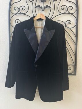 Men's Black Velvet Tuxedo Blazer with Satin Peak Lapels